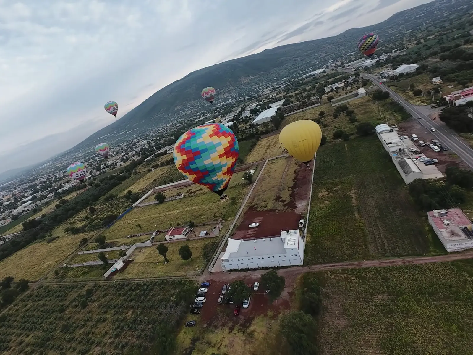 Vuelo sobre el valle de Teotihuacán